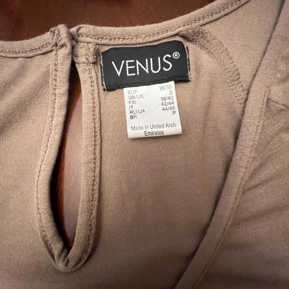 Venus Short sleeve tan jumpsuit, V neckline, two pockets, elastic hem on pant - Picture 7 of 7